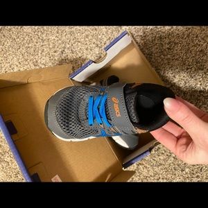 K7 ASIC toddler shoe
